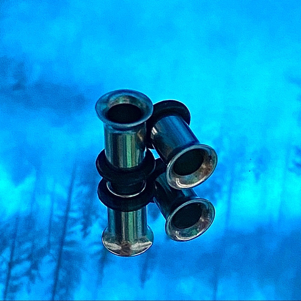4g Steel Single Flare Eyelet Ear Tunnel